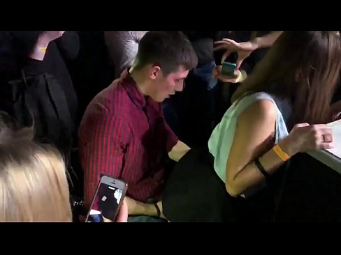❤️ Sex nyata dina nightclub Rusia. gadis Rusia 18 taun heubeul dina anus jeung heunceut fucked di nightclub a video porno di urang% su.courseclass.ru% ️❤